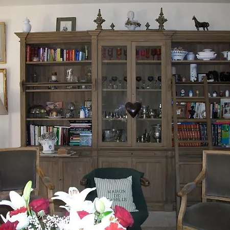 Ferme De La Canardiere شانتييّي
