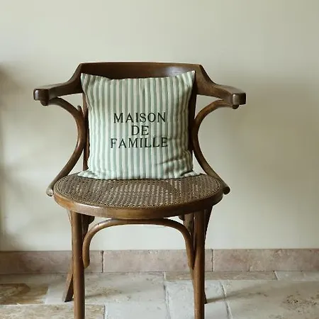 Ferme De La Canardière Couette-café Chantilly