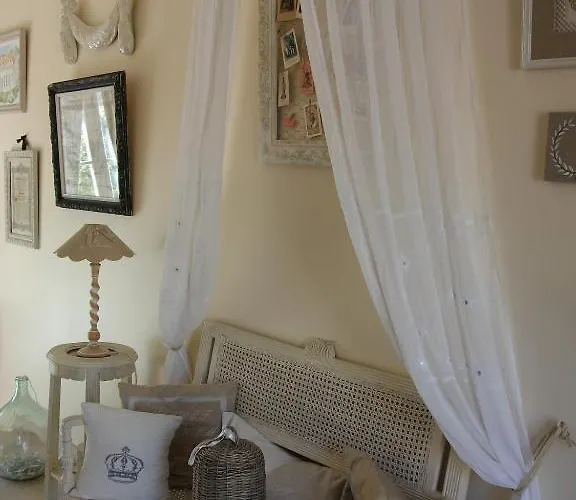 Ferme De La Canardiere Chantilly